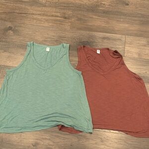 Old Navy Women's V-Neck Tank Tops - Teal and Rust